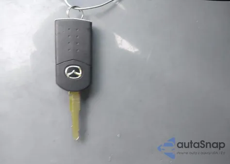 2012 Mazda Mazda6 I Sport z USA, uszkodzony, nr VIN 1YVHZ8BH1C5M26744